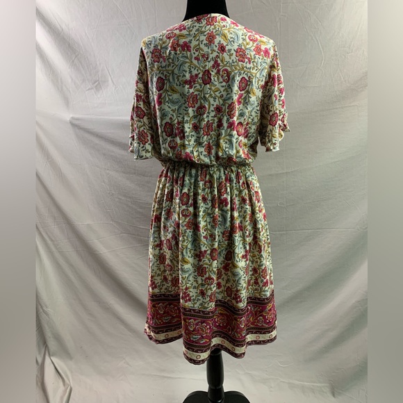 Burgundy Floral Print Butterfly Sleeve Dress - Picture 11 of 11